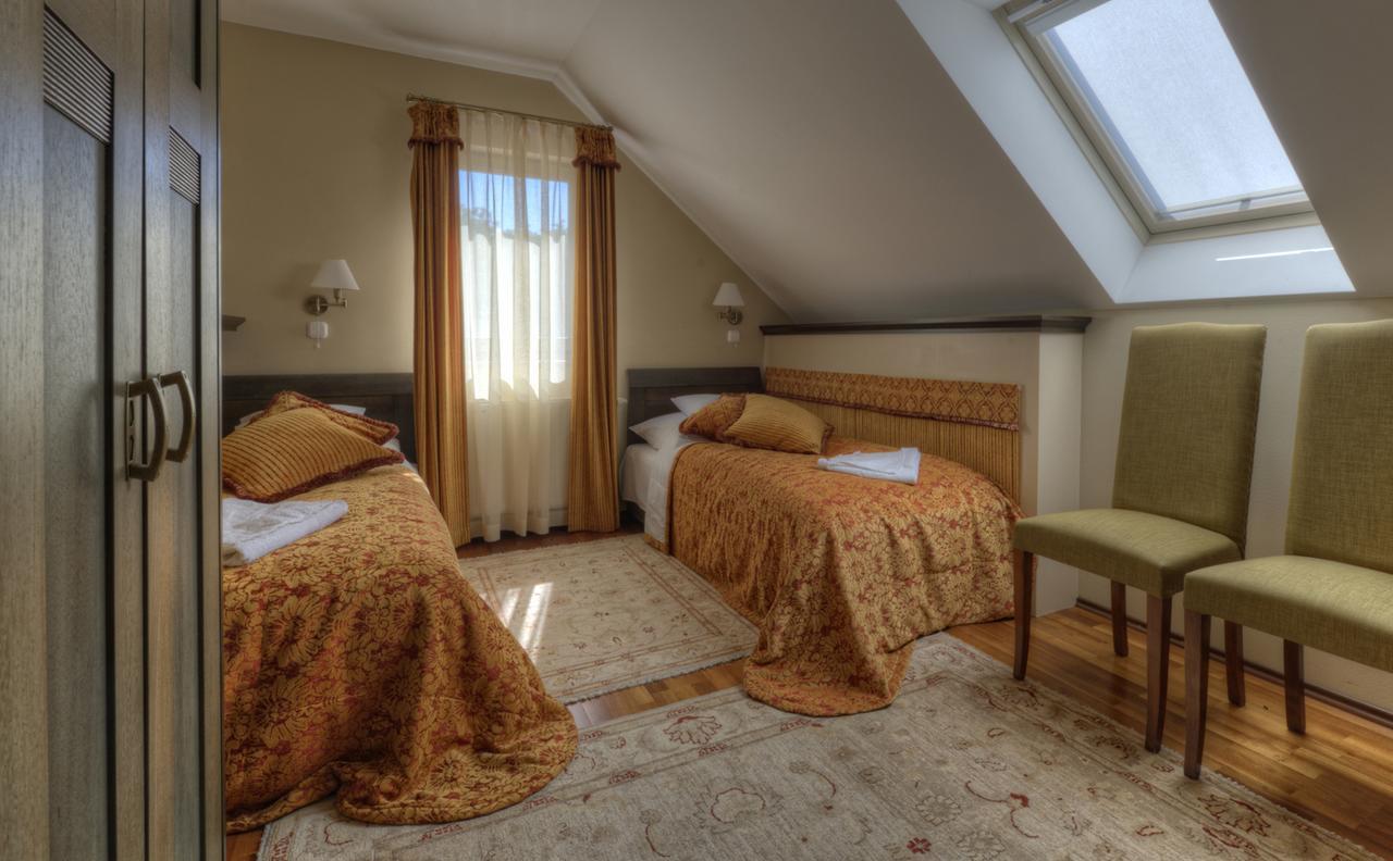 Hotel Haz Az Erdo Szelen Bánk Exterior foto